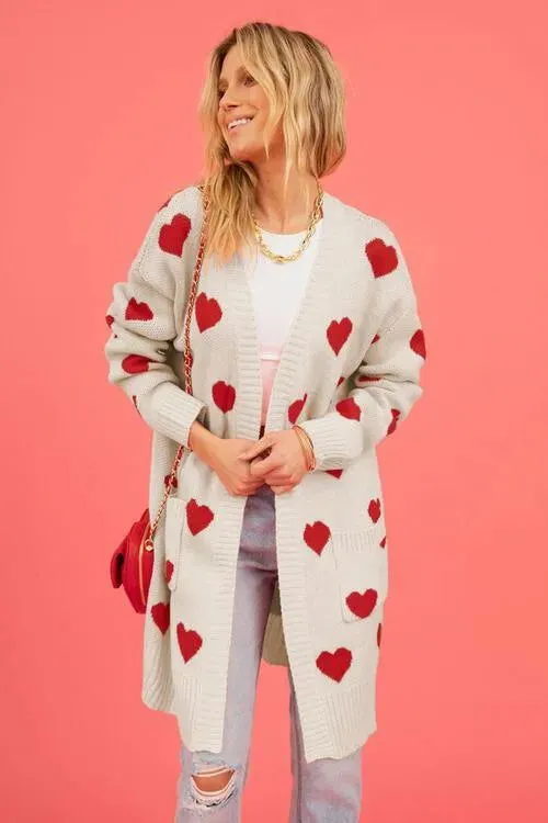 Cozy Open-Front Cardigan: Cute Patterns for Fashionable Women